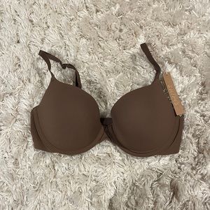 SKIMS FITS EVERYBODY PUSH UP BRA